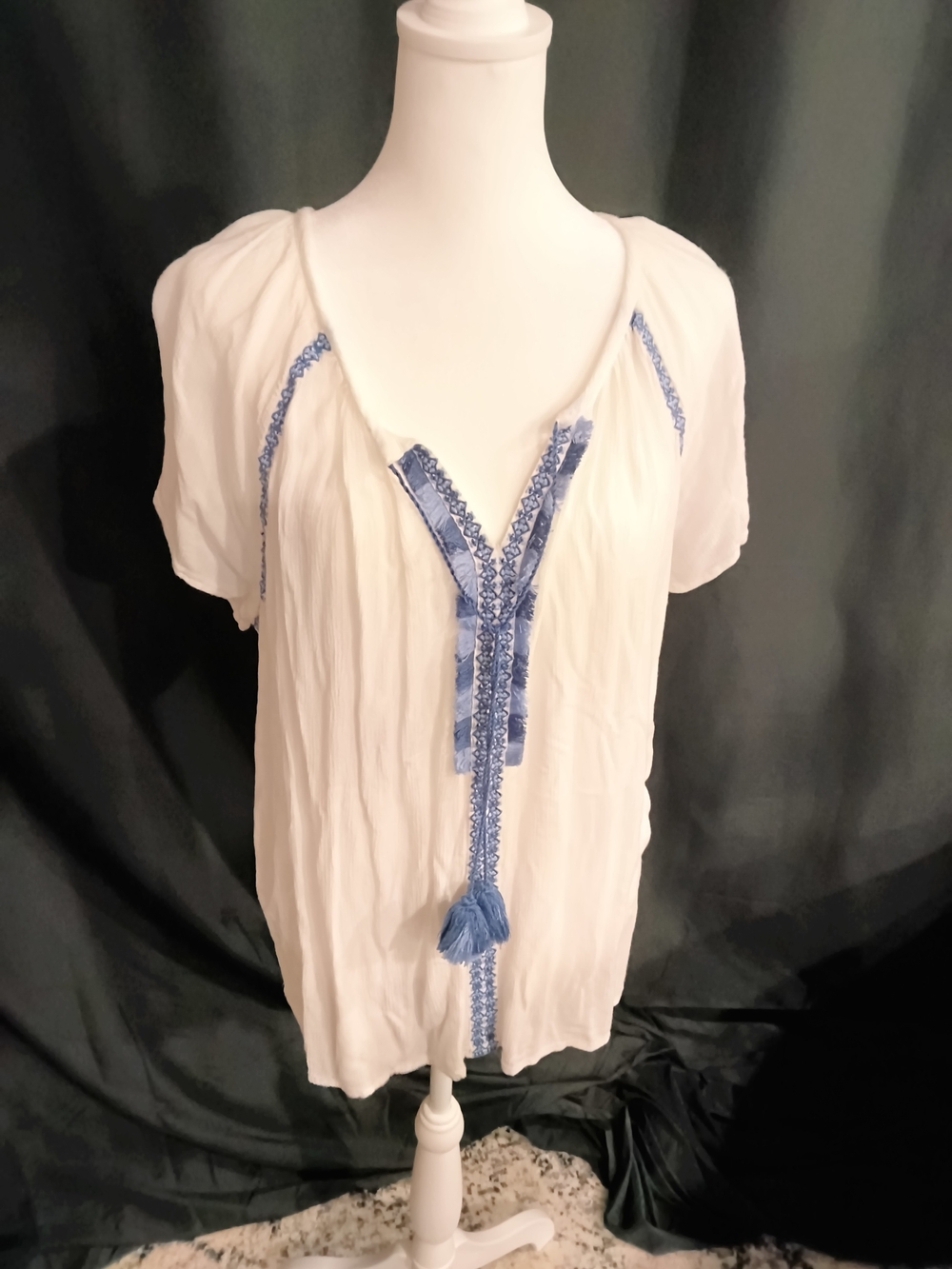 White Women's Short-Sleeve Peasant Blouse with Blue Trim